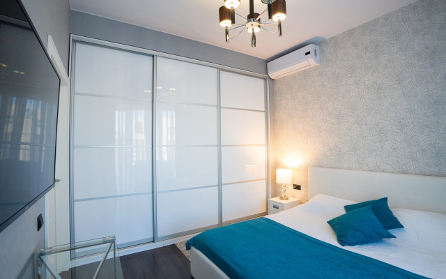 Апартаменты трехкомнатные с видом на море и город