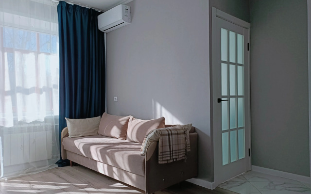 Uyut Flat
