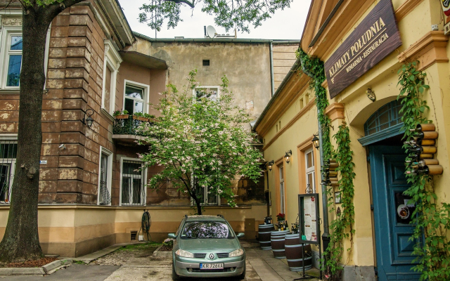Red Kurka Apartments