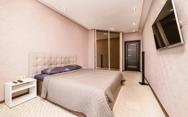 Uyutnaya s Vidom vozle Akvaparka i Tsentra Kazani ot seti Rushouse (RusKhaus) Flat