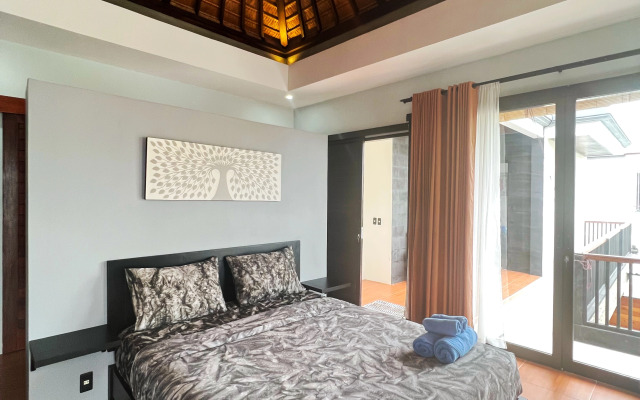 Deja View Villa