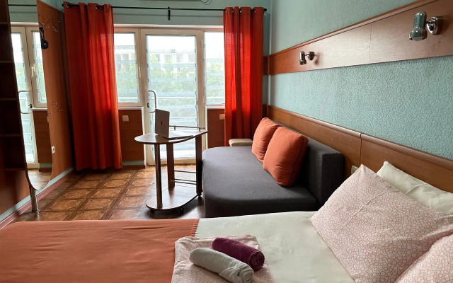 Lazurnyij Hotel