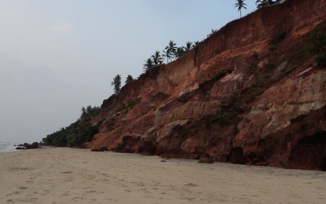 Blooming Bay - Clifftop Beach Resort