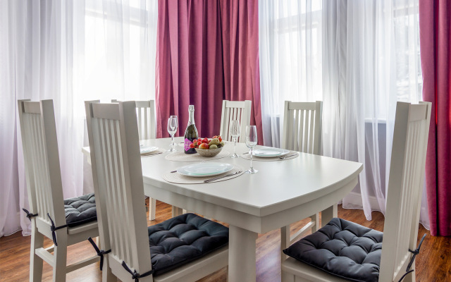 Апартаменты Трехкомнатные на Первомайская 23