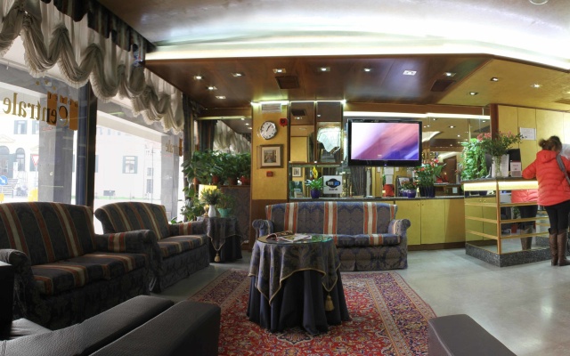 Hotel Centrale - Image 4