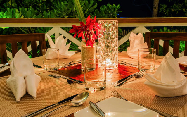 Beach Hotel Guraidhoo