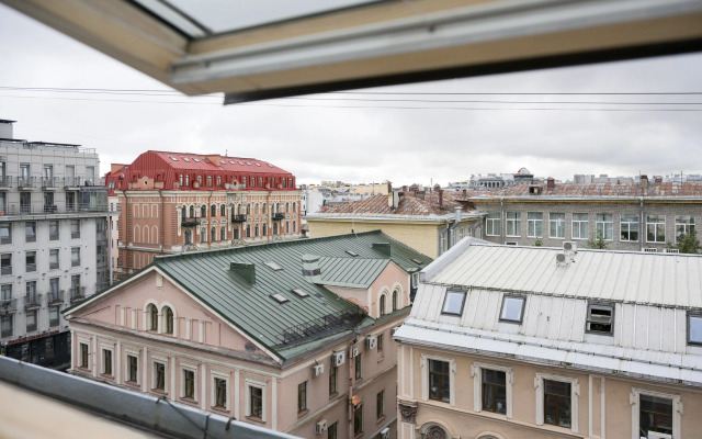 Квартира Студия в мансарде с видом у метро Чернышевская