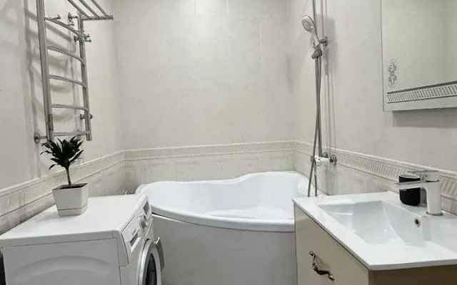 Semeyny Lyuks Apartments