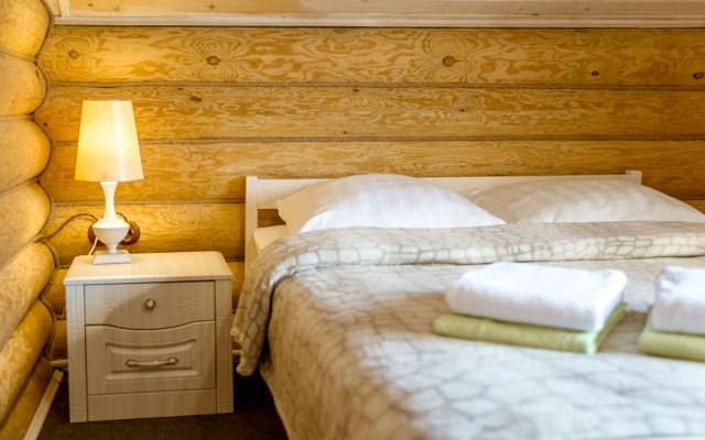 Paratunka Guest House