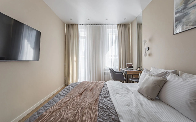 Апартаменты в центре города на улице Б Панина с парковкой Сова-Дом