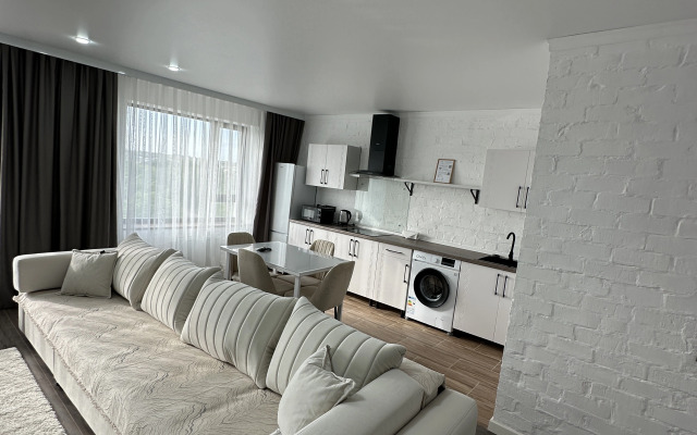 19 Na Akademicheskoy Apartments