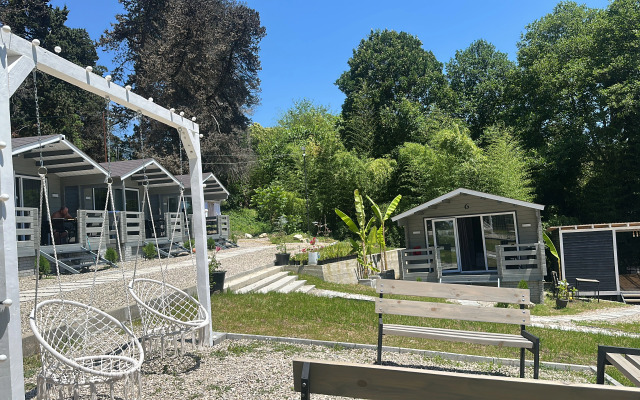 Flora Place Recreation center