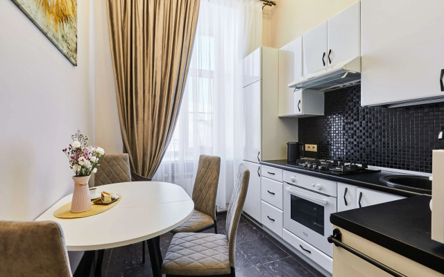 FlatStay Podyezdnoy 17 Apartments