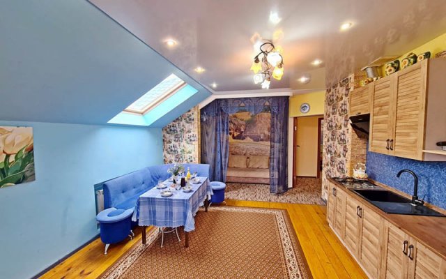 Otdelnyj kottedzh Kubanskij dvorik 2 Guest House