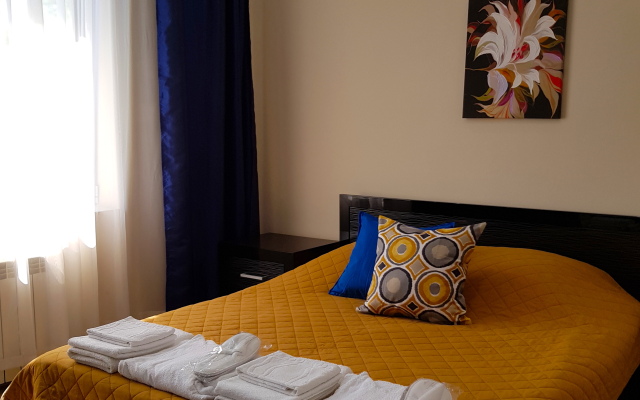 Plutus Hotel