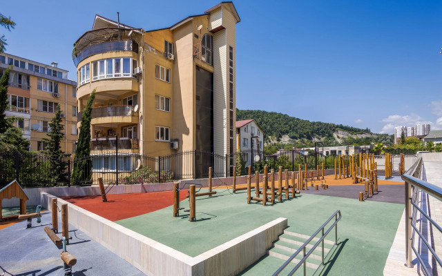 Квартира Уютная с Бассейном на Территории МореСолнцеАпарт