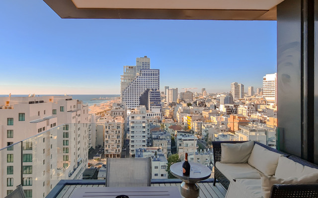 Apt Diamant 2BR Tel Aviv Hayarkon St TL63 Apartments