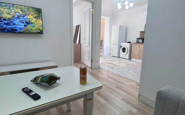 Kvartira Apartamenty u fontana na Gejdara Alieva