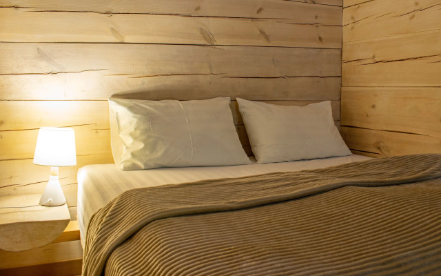 S Vykhodom V Les Guest House