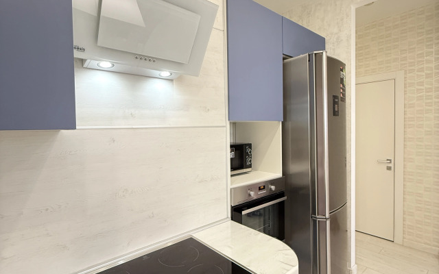Shikarnaya S Neveroyatnym Vidom Na Volgu I Gorod Flat