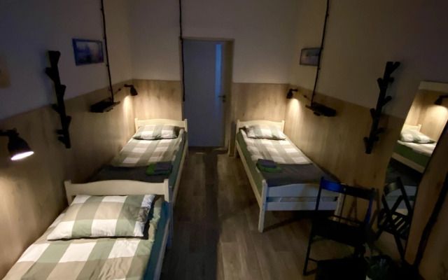 Good Night rooms & hostel