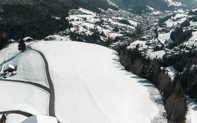 La Cort My Dollhouse - Adults Only