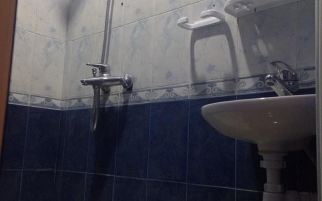 Holiday House Hotel