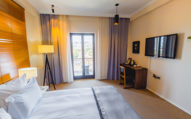 Citadel Narikala Hotel
