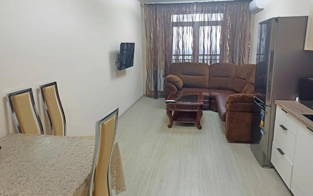Yevrotreshka (122) Flat