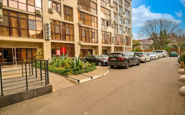 Dizaynerskie v Tsentre Sochi s Panoramnym Oknom Apartments