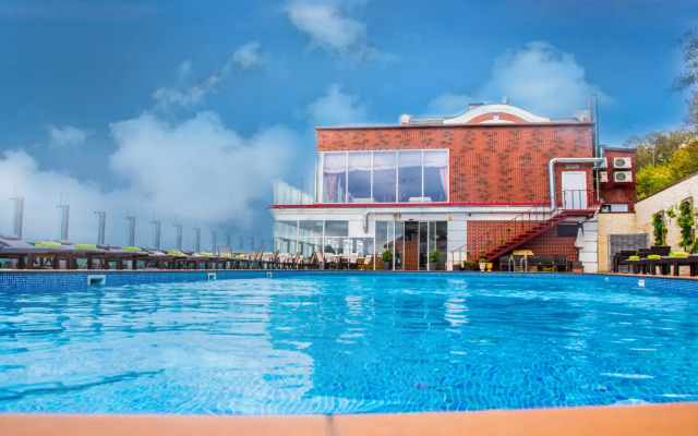 Grand Palace Hotel