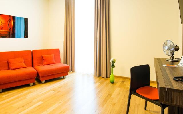 sevenDays Hotel BoardingHouse