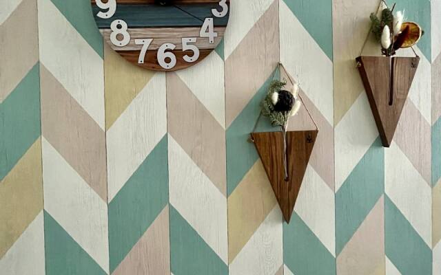 Квартира Ваш Рантье на Полярных Зорях 25/1 в Доме Художника