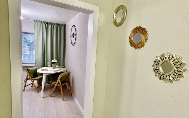 Na Ploschadi Pobedy Apartments