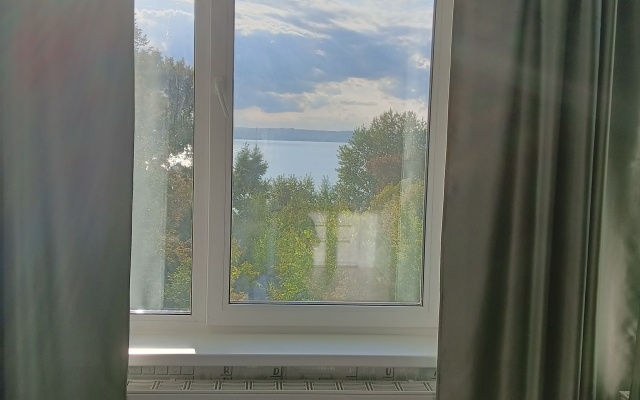 Квартира 2хкомнатная квартира в новом ж/к с видом на пруд