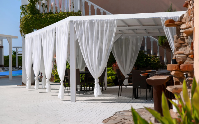 Morskaya Feeriya Guest House