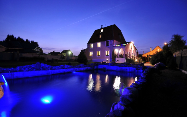 Usad'ba Kamelot Guest House