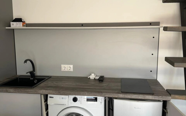 Taunkhaus U Morya Flat