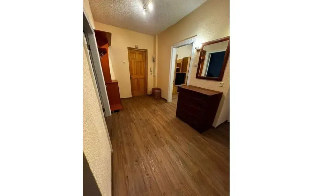 Апартаменты Пл. Космонавтов, 3/2