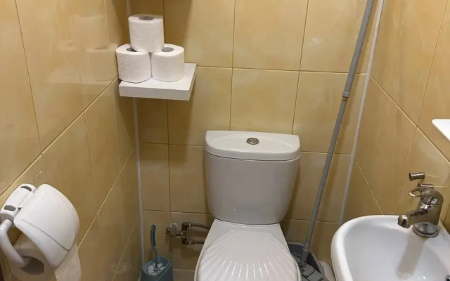 Studiya U M Novokuznetskaya Flat
