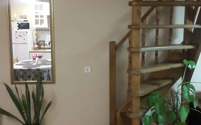 Listya Travyi Guest House