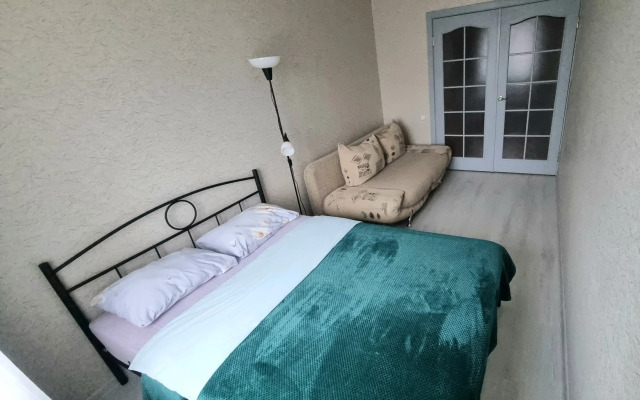 Standart s Dvumya Komnatami Apartments
