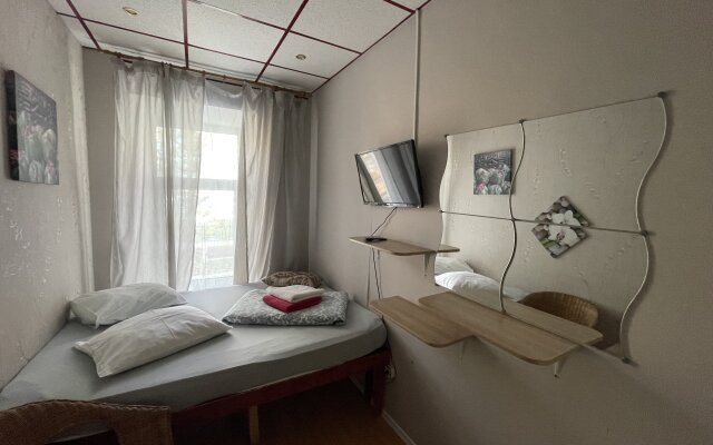 Artist na Zvetnom Bulvare Hostel