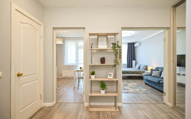 Uyutnaya S Dizaynerskim Remontom I Shikarnym Vidom Flat