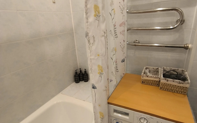 Bolshaya dvushka ryadom s vokzalom Flat