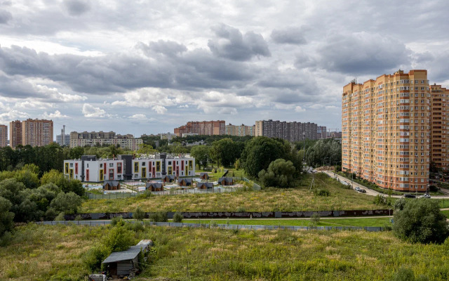 Na Ulitse Fitarevskaya Apartments