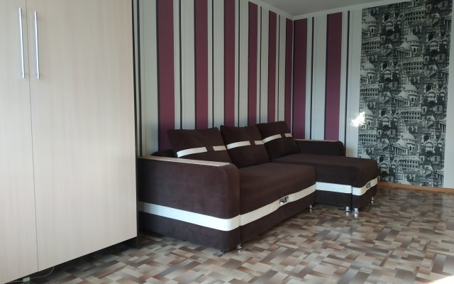 Квартира Две подушки 2+2 на Ленина,125А