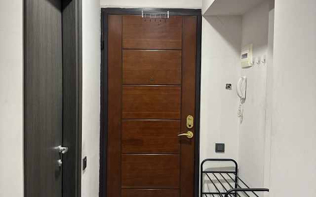2-K na Ulitse Nalbandyana, NB250 Flat