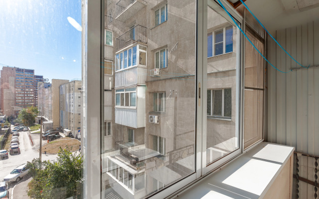 Апартаменты KvartirkaPlaZa на улице Карбышева 67