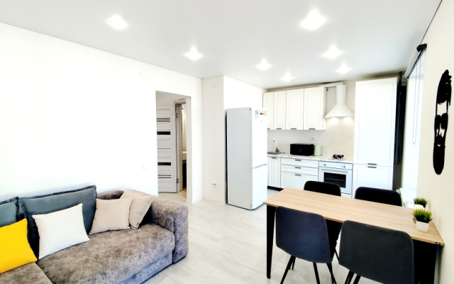 Апартаменты с балконом в новом доме